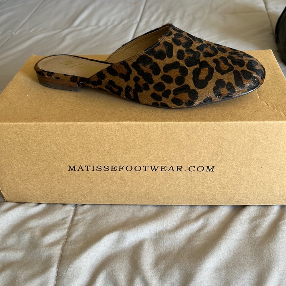 Matisse Cowhide Slide